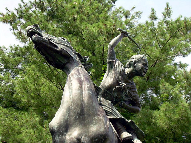 Sybil Ludington,16, rides through stormy night to warn, “The British are coming!”